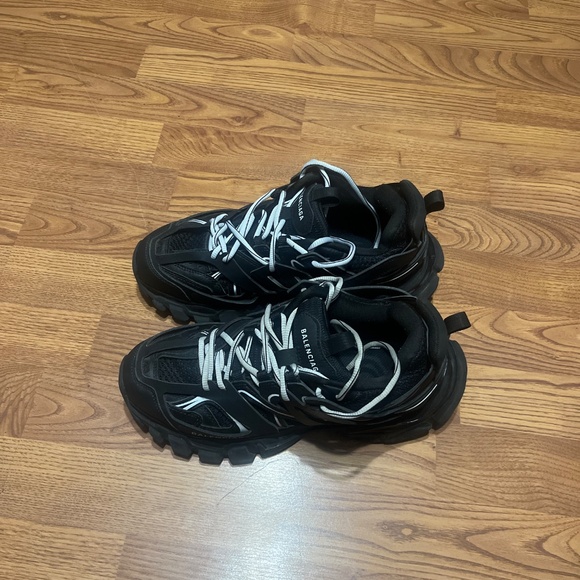 Balenciaga track - Picture 2 of 3